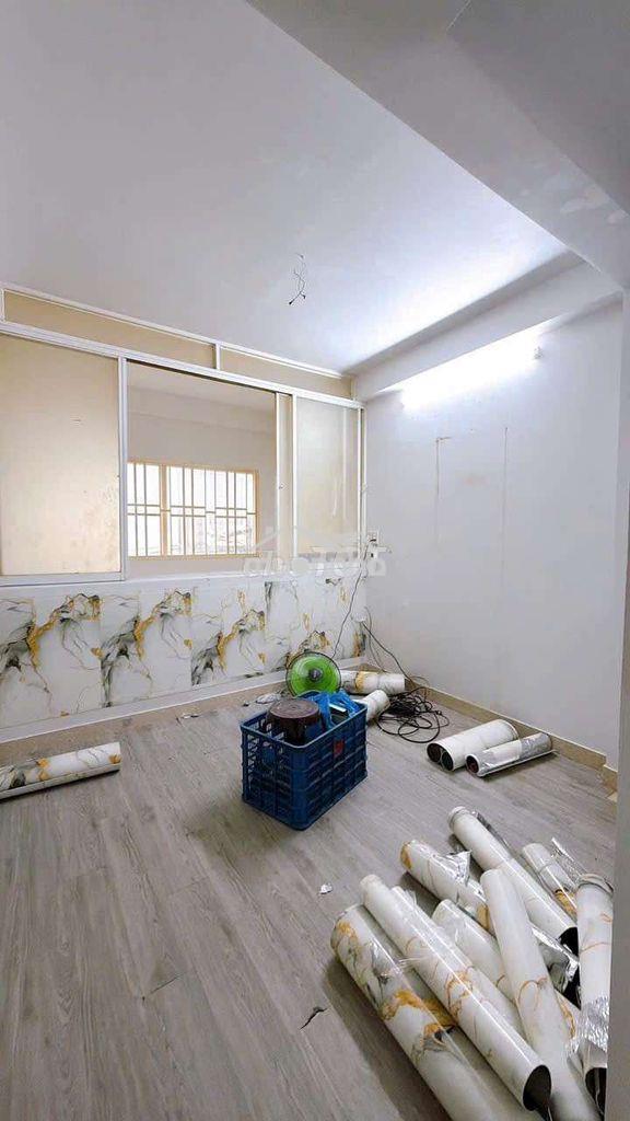 Cho thuê nguyên căn 4 tầng hẻm xe hơi cách mặt tiền 1 căn - 3