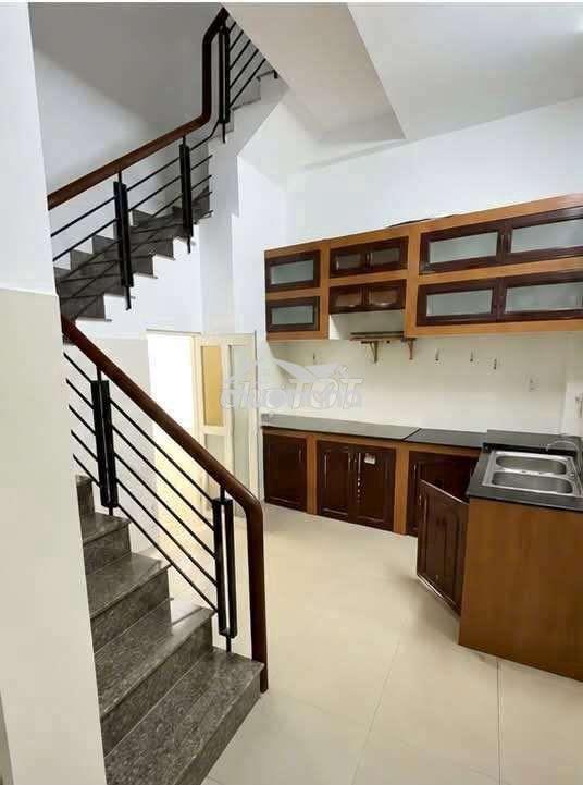 Nhà thuê 3 tầng, ni sư huỳnh liên, 4x10, 2pn, 3wc. nhà mới - 4