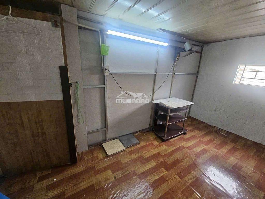 Phòng riêng biệt cho nữ hẻm ôtô cách mạng tháng 8 - Ảnh 2