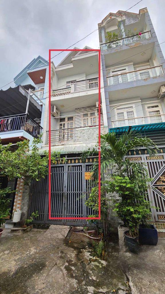 4,8 tỷ, 46m², 3 tầng, 3 pn, nhà liên khu 5-6, hẻm ô tô 6m - 3