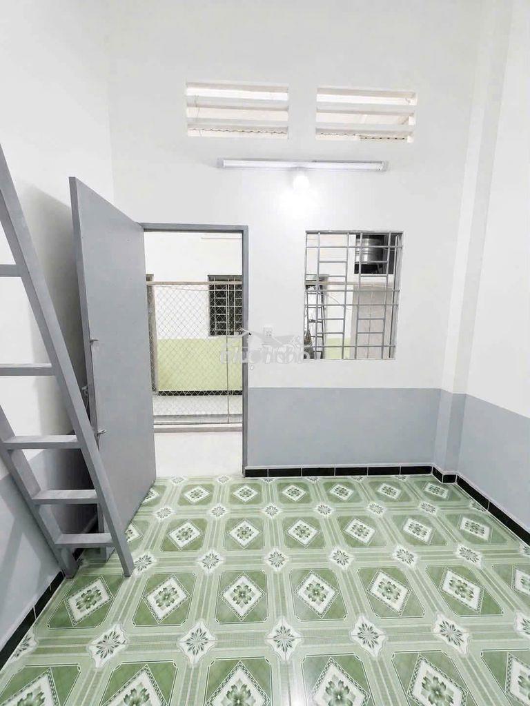 Phòng trọ giá rẻ có máy lạnh - Ảnh 3
