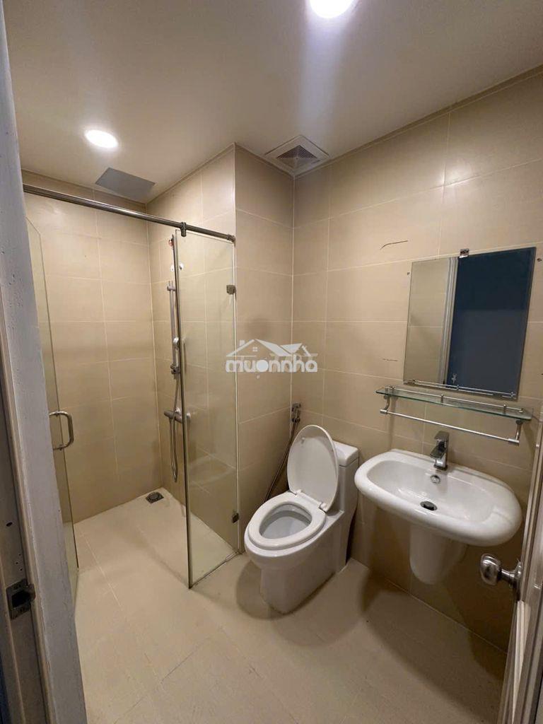 Cho thuê 1 phòng wc riêng chung cư era town quận 7 chỉ 4tr - 3