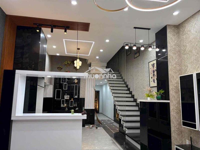 Cho thuê nhà trệt lầu: 3pn, 3wc, full nội thất cao cấp gần aone tp mơi