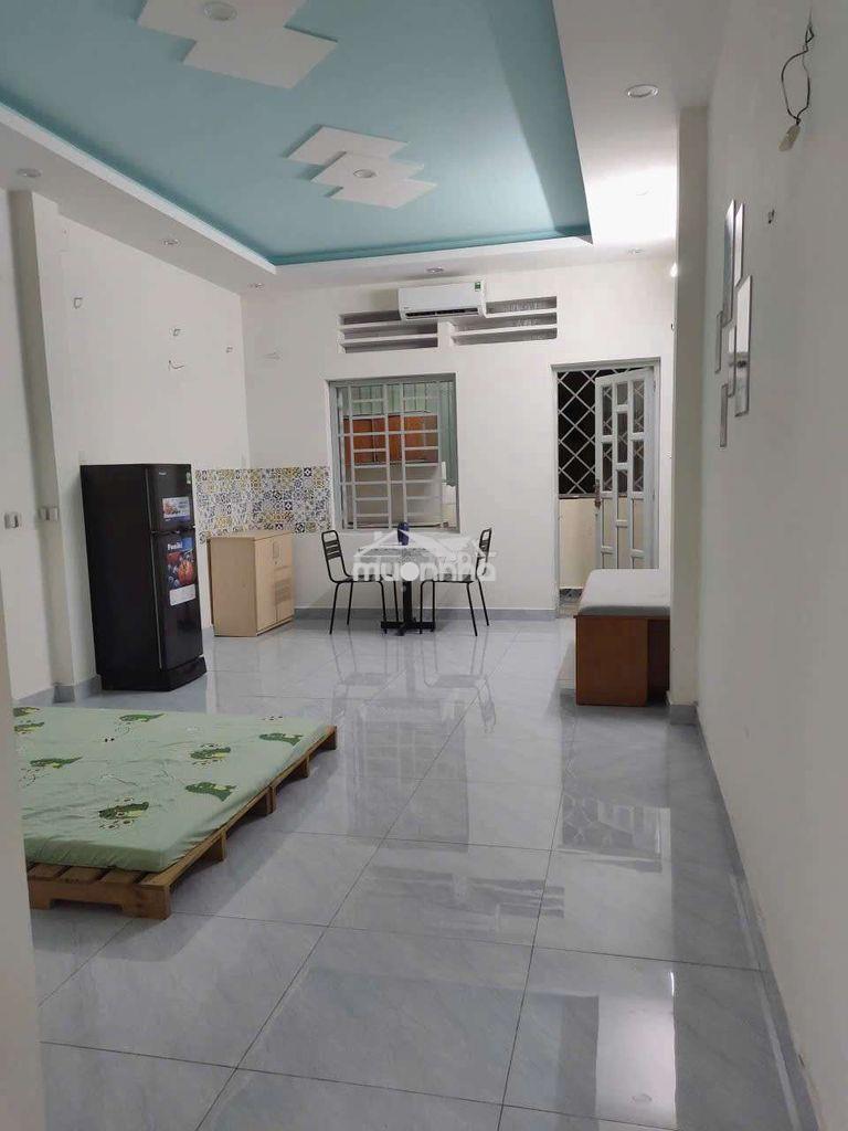 Phòng sutio tách bếp bancol gò vấp