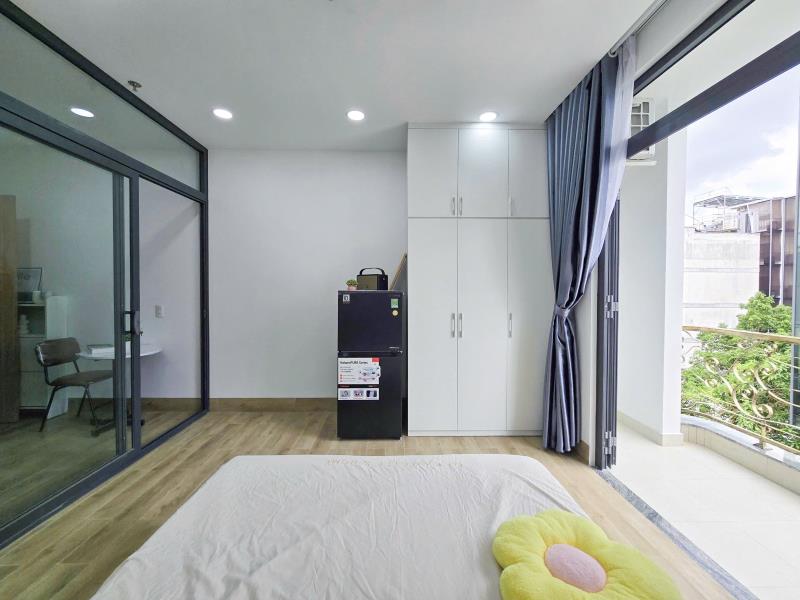 Căn hộ 1 phòng ngủ ban công đầy đủ nội thất cao cấp mới 100% gần lotte mart, tdtu, nttu quận 7 - 3