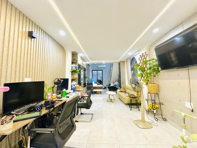 Nhà bán nguyễn tư giản 5 tầng sổ hồng riêng 40m2, hẽm xe hơi thông - 2