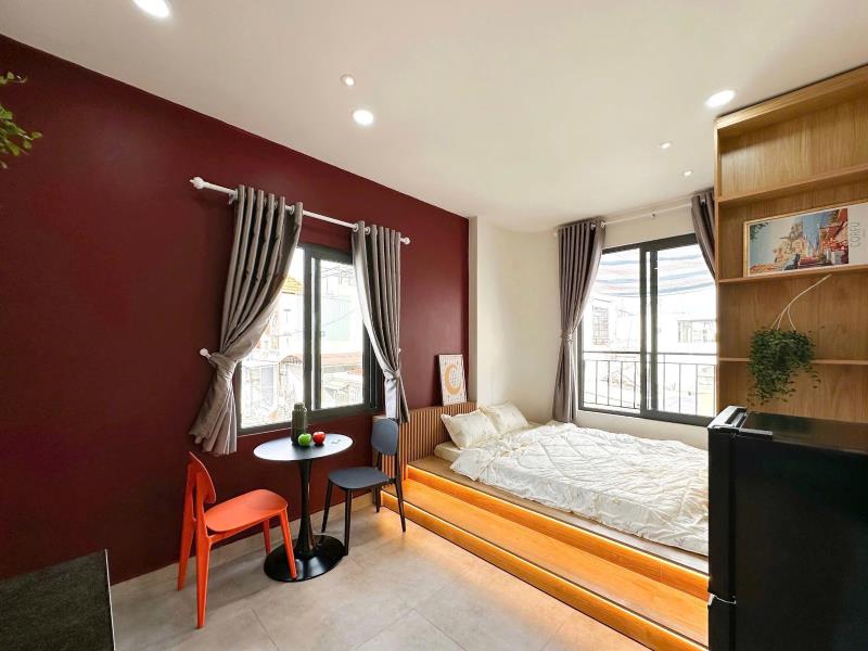 Phòng trọ studio full nội thất, thang máy, khu vực tân bình, gần sân bay,công viên, ở được 2-3 người