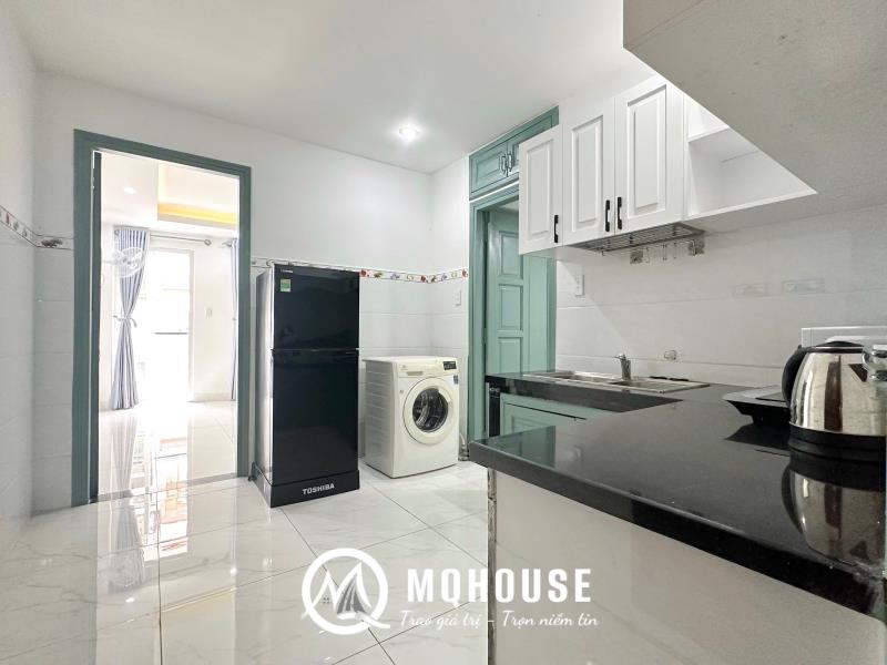 Cho thuê 1pn ban công 40m2 có máy giặt riêng ngay công viên lê văn tám - hồ con rùa - nhà thờ tân định