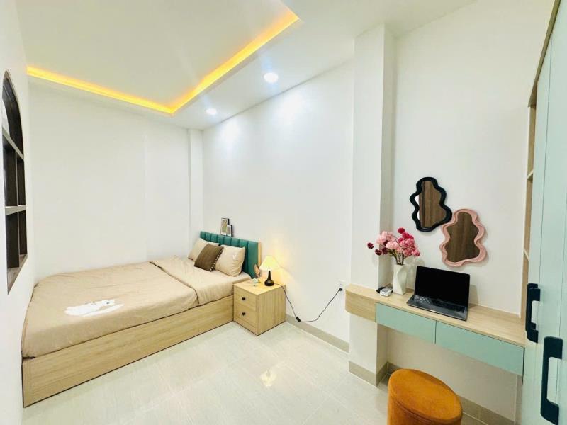 Cho thuê 1pn ban công 40m2 có máy giặt riêng ngay chợ bà chiểu - ngã tư phú nhuận - đại học văn lang - 4