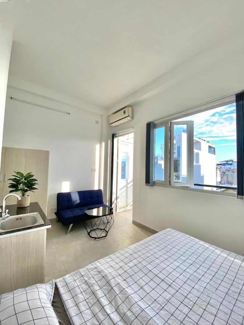 PHÒNG MỚI XÂY, BAN CÔNG, SẴN NỘI THẤT. NGAY VINCOM PHAN VĂN TRỊ - 3