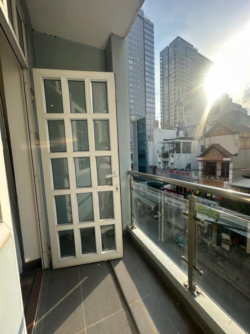 Căn hộ studio cực thoáng ban công thang máy 50m2 gần landmark81 metro văn thánh bình thạnh - 2