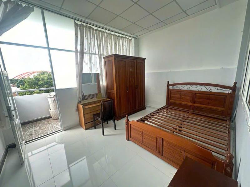 Căn hộ 1pn - ban công sân vườn - full nội thất - di chuyển nhanh các quận trung tâm