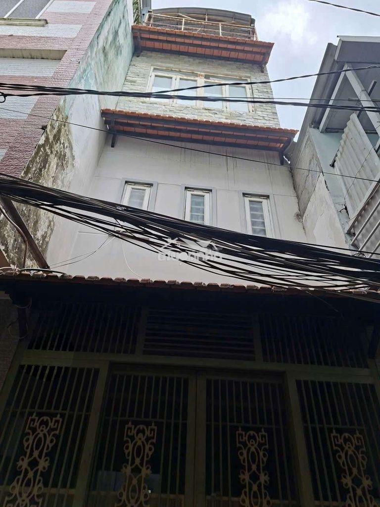 Nhà 3 phòng đầy đủ nội thất
