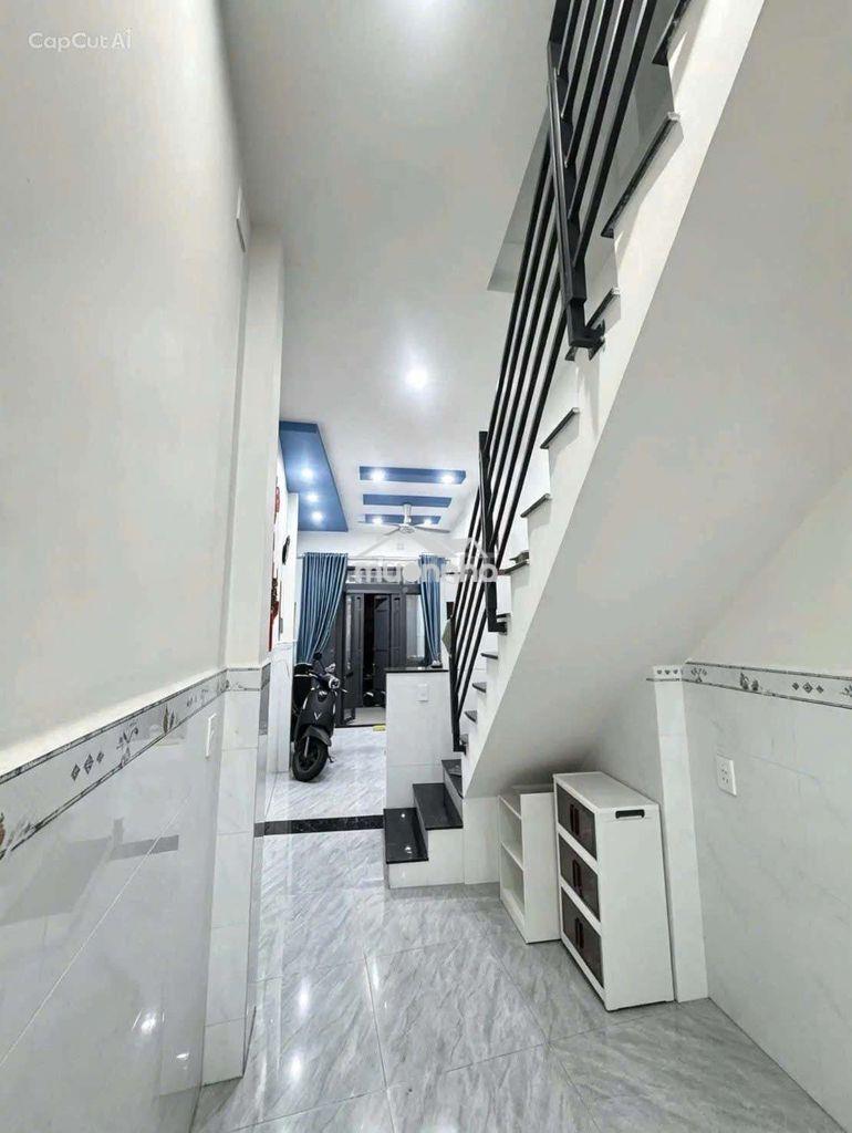 Hẻm xe hơi , 4 tầng mới tinh chỉ 3,x tỷ - Ảnh 2