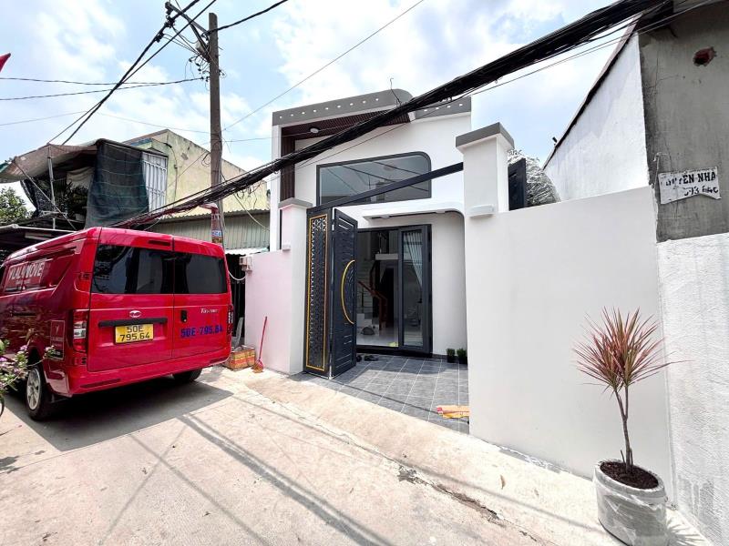 Chỉ nhỉnh 5 tỷ nhà mới nguyễn ảnh thủ bà điểm – hóc môn 90m² full nội thất – oto đổ cửa