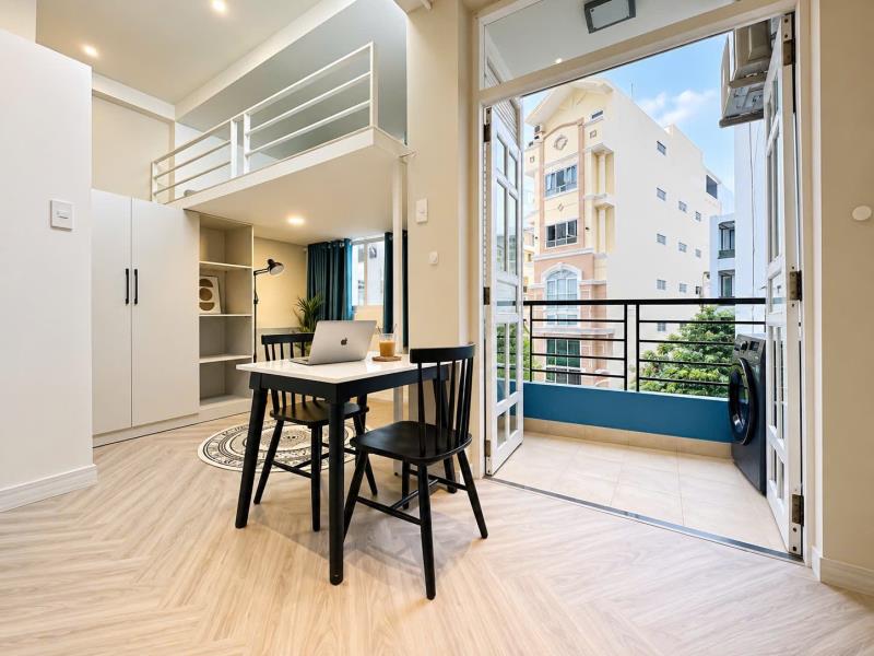 Duplex ban công đối diện uef_hiu_hutech_gần quận 1, ba son, thủ thiêm, máy giặt riêng