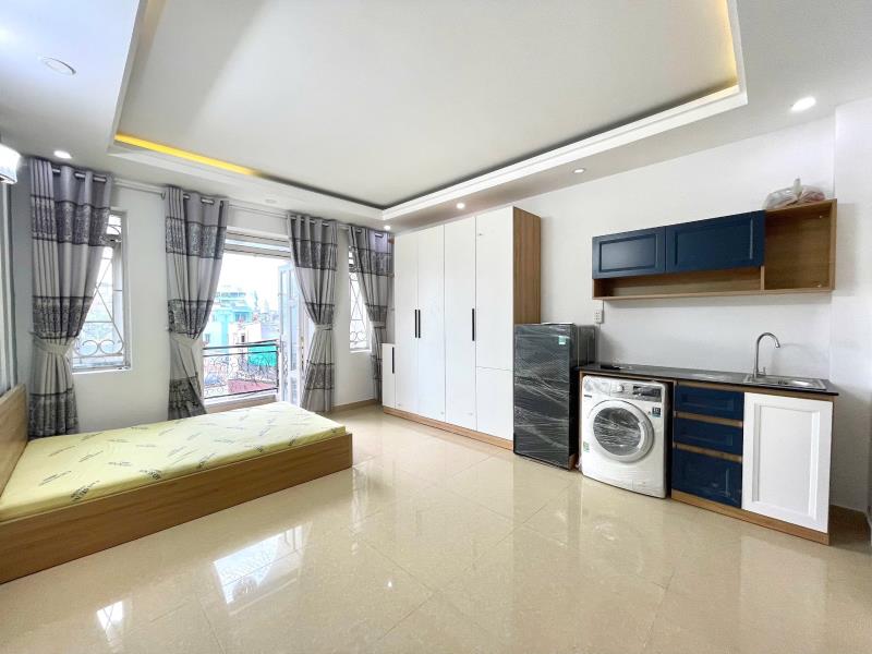 Cho thuê phòng trọ ban công full nội thất đường nguyên hồng gần ufm, hàng xanh,uef,hutech - Ảnh 4