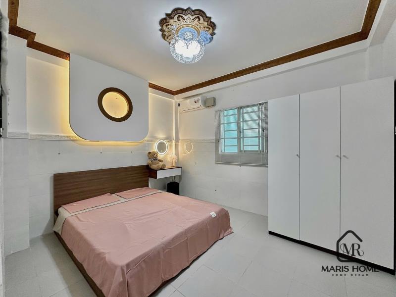 Căn hộ 2 phòng ngủ, full nội thất, rộng rãi cho gia đình, nhóm bạn từ 4 người cập nhật hình ảnh video mã p03 penhouse lầu 2 full nội thất+ tặng sofa ban col cửa sổ thoáng máy giặt sấy riêng siêu to - Ảnh 3