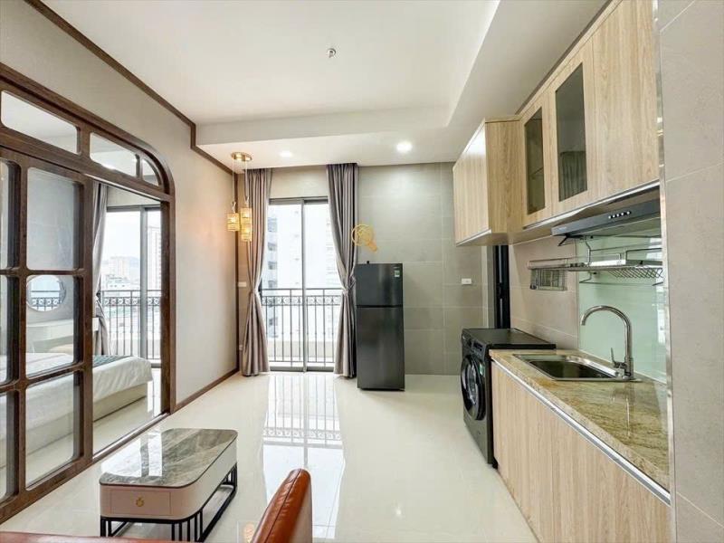 Cho thuê studio 1 phòng ngủ ban công thang máy gần quận 1 - hàng xanh - cầu sài gòn - landmark81