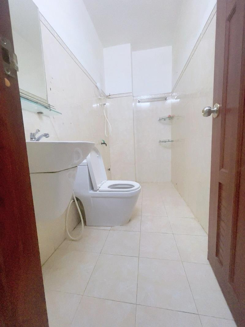 Nhà bán 4 tầng bùi đình túy sổ hồng riêng, gần mặt tiền - Ảnh 4
