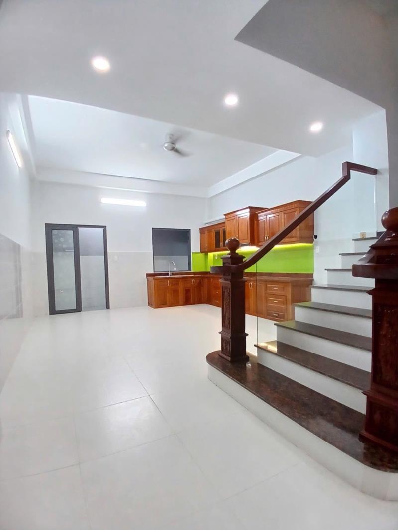 Nhà đẹp đường gò dầu, 84m2, ngang 5m, 4 tầng, 4pn, ko lộ giới, chỉ 7.8 tỷ tl