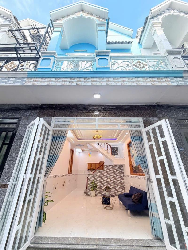 Chỉ 600tr là có ngay nhà ở liền trệt lầu nhà mới 2pn 2wc 4m*10m
