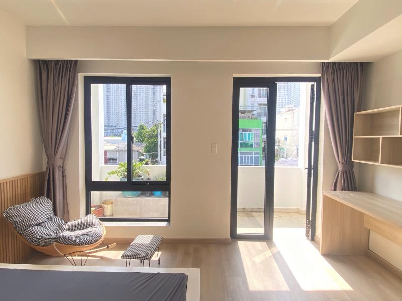 Studio ban công - mới 100% gần lotte quận 7