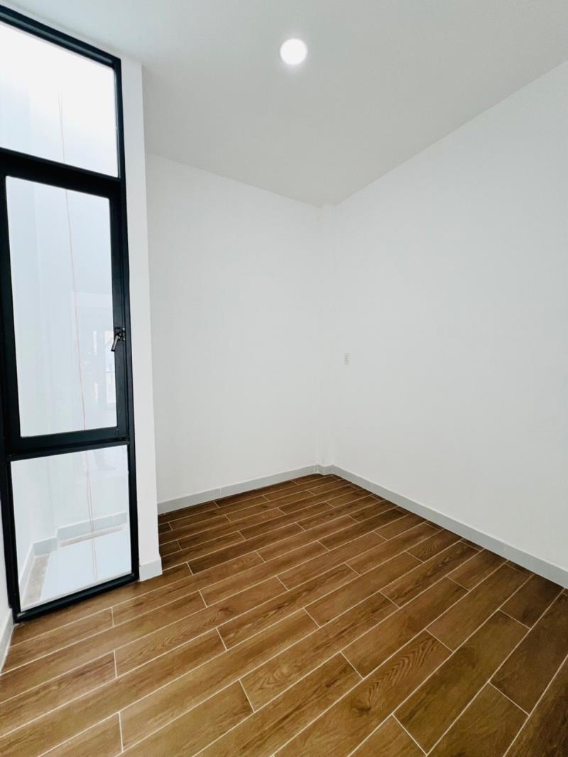 Bán nhà mới 34m2 mặt tiền | đường 8m | trung tâm q8 | nhỉnh 4 tỷ - Ảnh 3