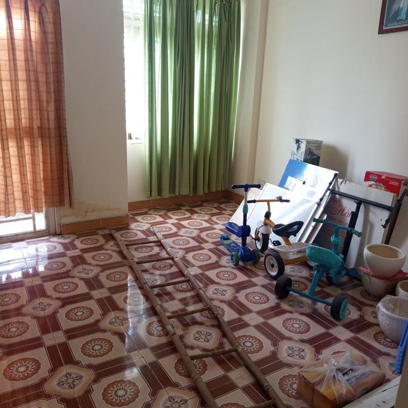 Nhà bán 3 tầng 56m2, hẽm xe hơi sổ hồng riewng - Ảnh 2