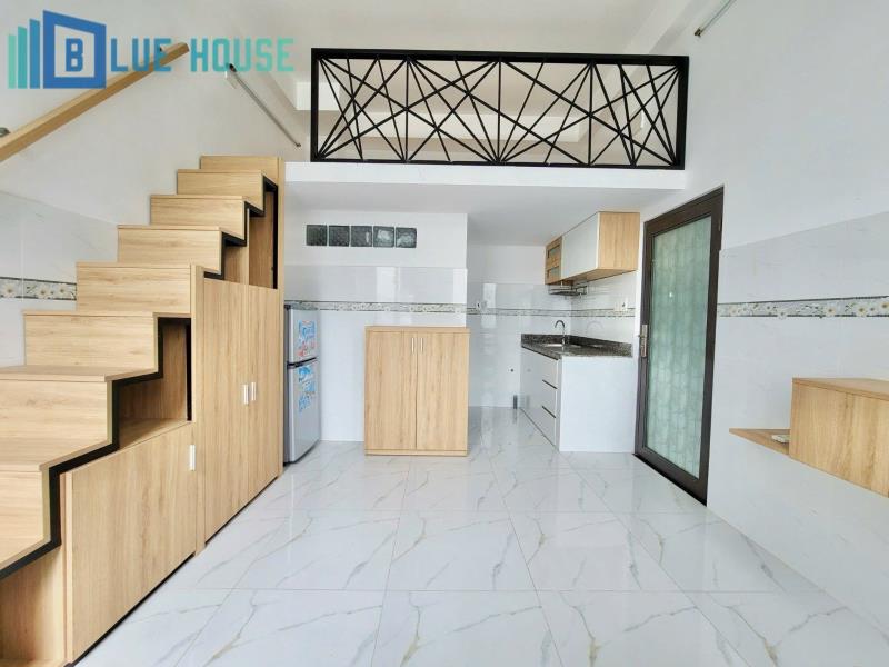 Duplex ban công siêu thoáng - full nội thất | ngay etown cộng hoà, học viện hàng không