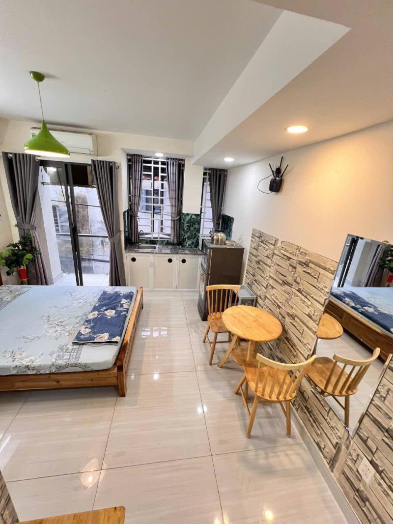 Cho thuê căn hộ tại nguyễn khuyến, bình thạnh – đầy đủ nội thất, cửa sổ lớn thoáng, gần ftu, hutech, uth, uef - Ảnh 2