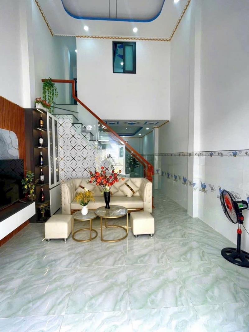 2tỷ9 bình tân 2 tầng 42m2 xe hơi quay đầu vivu ngay hương lộ 2 giáp tân phú 