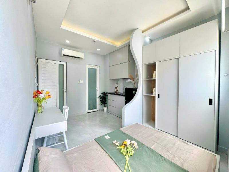 Cho thuê căn hộ ban công đầy đủ nội thất gần cầu nguyễn văn cừ, võ văn kiệt quận 1 - Ảnh 3