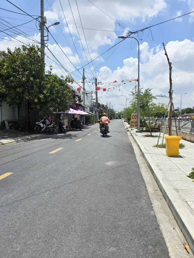 Bán nhà 7 x 25 mặt tiền thạnh xuân 38, ngay cao đẳng điện lực, hà huy giáp - Ảnh 2