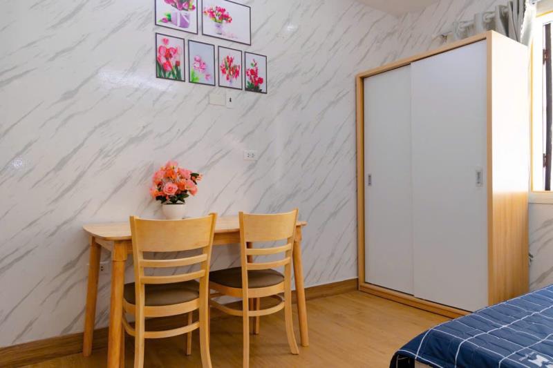 Cho thuê phòng trọ sinh viên quận 1 – full nội thất, cửa sổ lớn, bếp và wc riêng - Ảnh 3