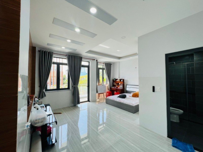 Bán nhà 4 tầng, gần bv lê văn thịnh q.2 cũ, 99m2, hxh. giá 8.x tỷ - Ảnh 2