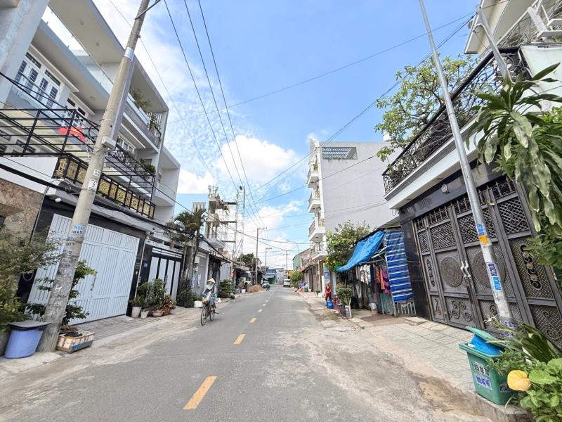 Nhà 5 x 25 mặt tiền nguyễn thị thơi, gần chợ giãn dân