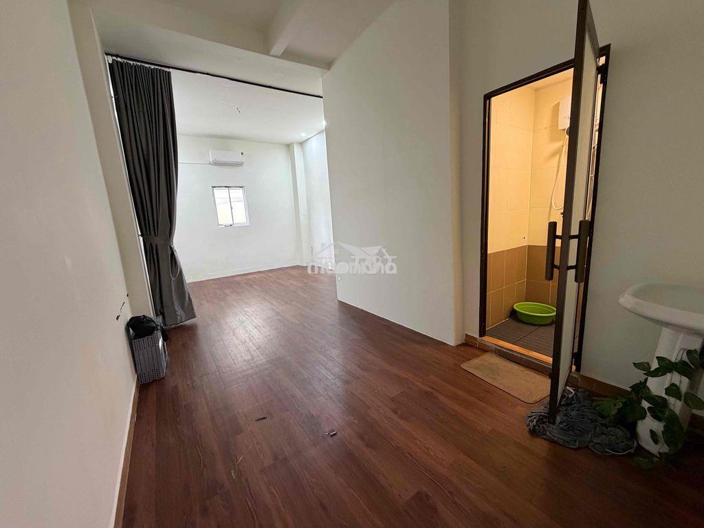 Cho thuê tầng 2 70m2 thuận tiện vừa ở vừa kinh doan - 2