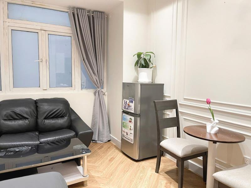 Phòng tầng 2 full nội thất, sàn gỗ, đậu ô tô được, gần công viên, lotte mart, rmit, tdtu - Ảnh 2