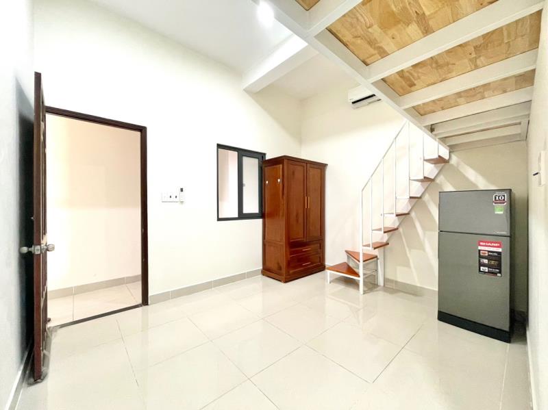 Gác lửng 30m2 đầy đủ tiện nghi, cửa sổ thoáng mát gần ngay chợ bà chiểu bình thạnh - Ảnh 4