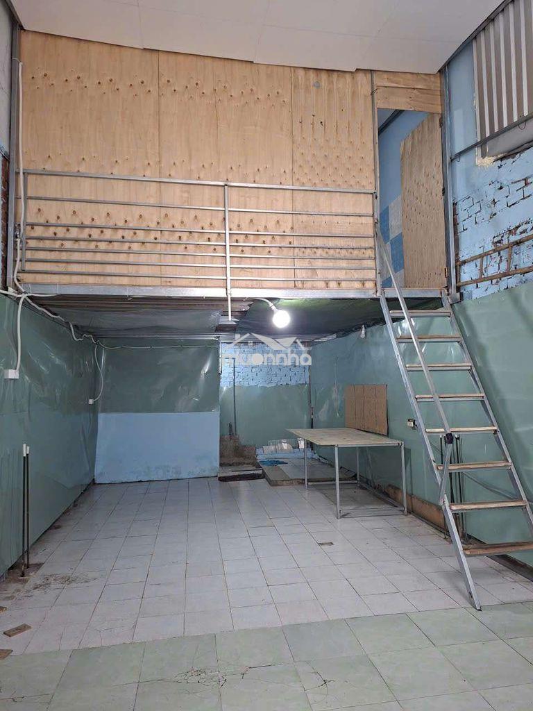 Chính chủ cho thuê nhà 4 ×10 có gác rộng
