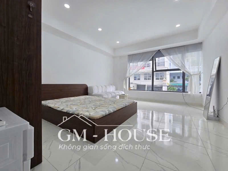 Cho thuê căn hộ 1pn 60m², cửa sổ trời lớn, full nội thất – ung văn khiêm, bình thạnh | sát metro, landmark 81 & quận 1
