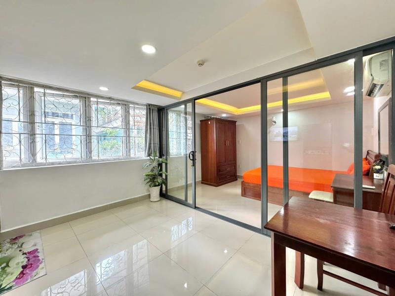 Phòng studio đầy đủ nội thất,bảo vệ 24/24 ngay bờ kè hoàng sa