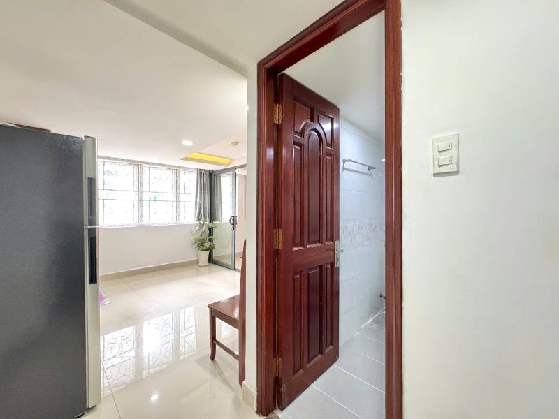Phòng studio đầy đủ nội thất,bảo vệ 24/24 ngay bờ kè hoàng sa - Ảnh 2