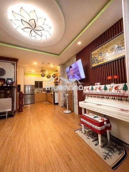 Siêu ngộp– căn góc 3 tầng đẹp lung linh – chỉ 6.35 tỷ gần vincom lvv - Ảnh 3