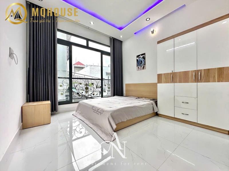 Căn hộ ban công rộng 30m2 gần ngã tư phú nhuận_bình thạnh_quận 1_quận 3