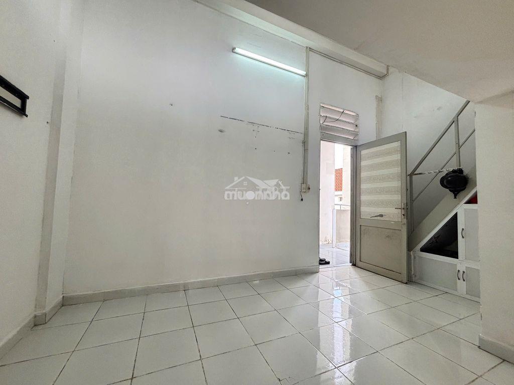 (9739) becamex định hòa, lầu 4 sổ hồng: 370 triệu - 3
