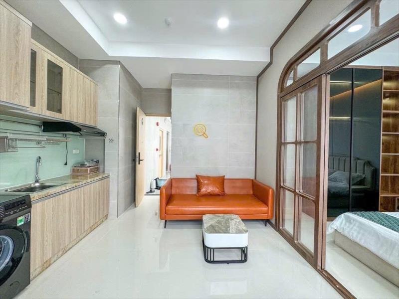 Thuê ngay căn hộ 1pn ngủ ban công tách bếp 50m2 rộng thoáng ngay sát q1 thuận tiện di chuyển an ninh cao - Ảnh 4