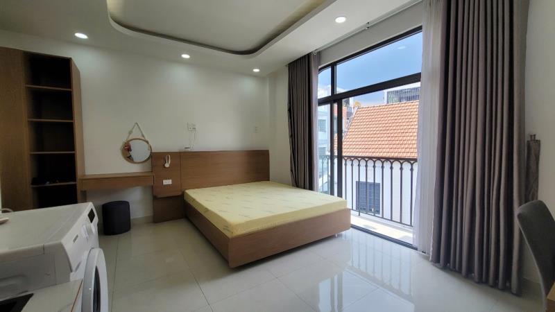 Cho thuê phòng ban công, máy giặt riêng, khu bếp xa giường, full nội thất cao cấp, nguyễn thượng hiền - bình thạnh gần uef hutech hiu , quận 1