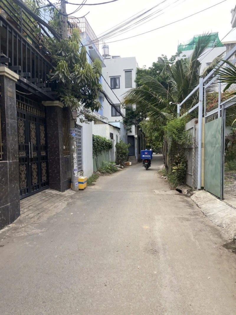 Bán nhà mặt tiền hẻm kinh doanh 606 quốc lộ 13 hiệp bình phước ngay kdc hồng long - Ảnh 2